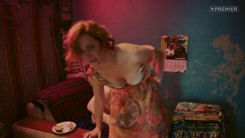 Ekaterina Stulova - Fucking Scenes in Zhuki s01e01 (2019)