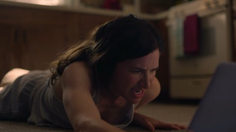 Kathryn Hahn - Fucking Scenes in Mrs. Fletcher s01e03 (2019)