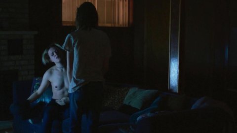 Evan Rachel Wood, Julia Sarah Stone - Fucking Scenes in Allure (2018)