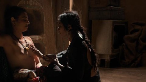 Radhika Apte - Fucking Scenes in Parched (2015)