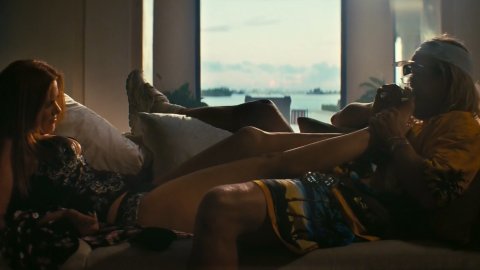 Isla Fisher - Fucking Scenes in The Beach Bum (2019)