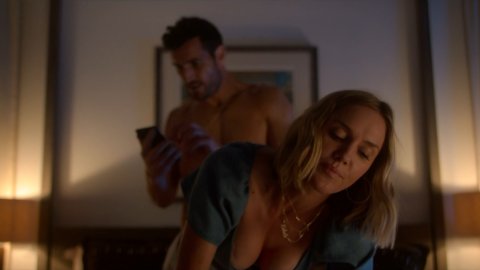 Erinn Hayes - Fucking Scenes in Huge in France s01e03-04-07 (2019)