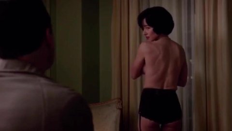 Linda Cardellini - Fucking Scenes in Mad Men (2015)