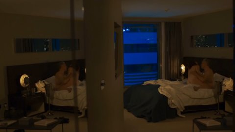 Holliday Grainger - Fucking Scenes in The Capture s01e01 (2019)