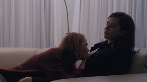 Anna Friel, Louisa Krause - Fucking Scenes in The Girlfriend Experience s02e09 (2017)